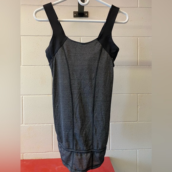 Lululemon Athletic Top - Picture 2 of 4